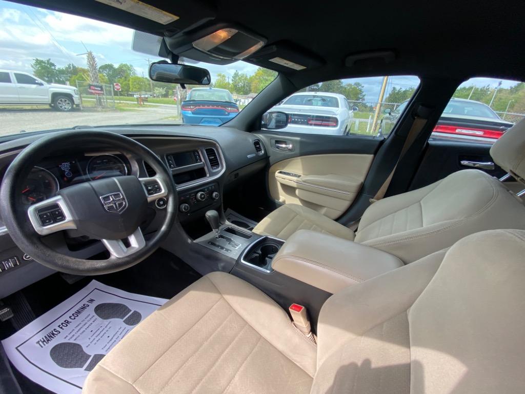 2014 Dodge Charger SE photo