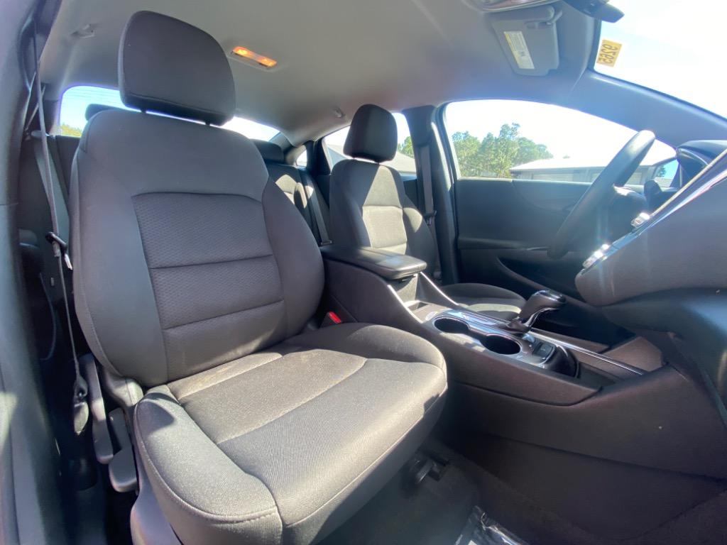 2020 Chevrolet Malibu LT photo
