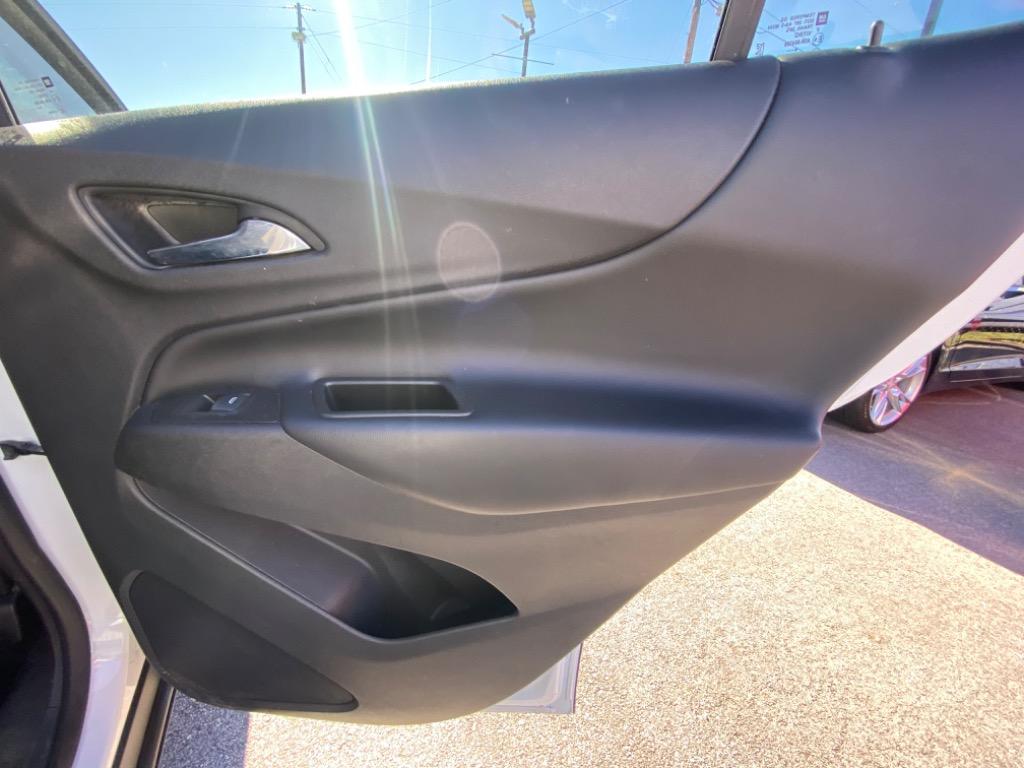 2020 Chevrolet Equinox LT photo