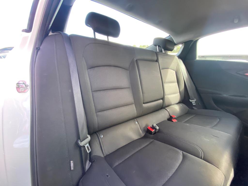 2018 Chevrolet Malibu LS photo