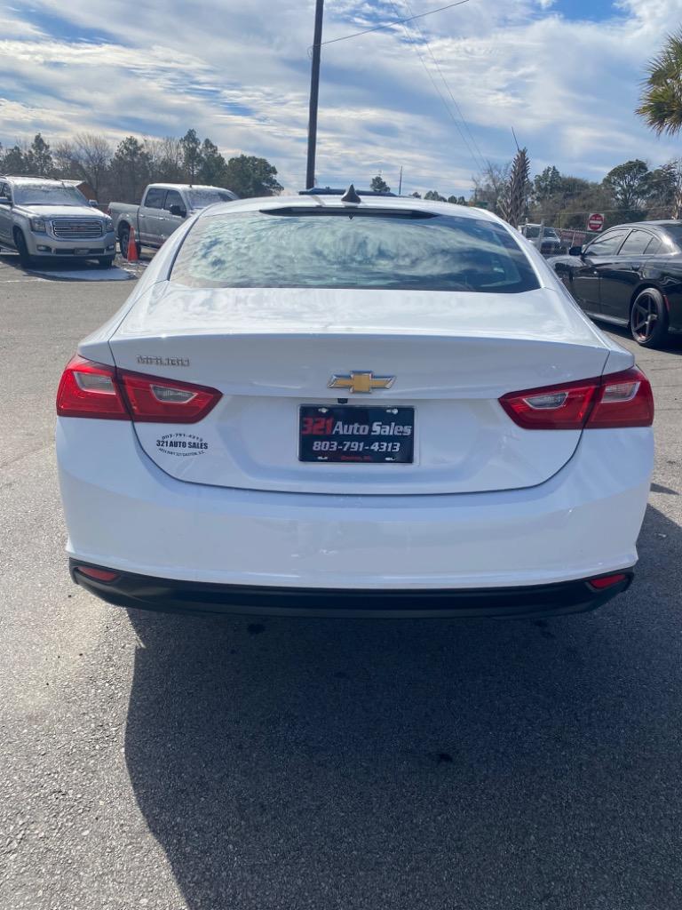 2018 Chevrolet Malibu LS photo