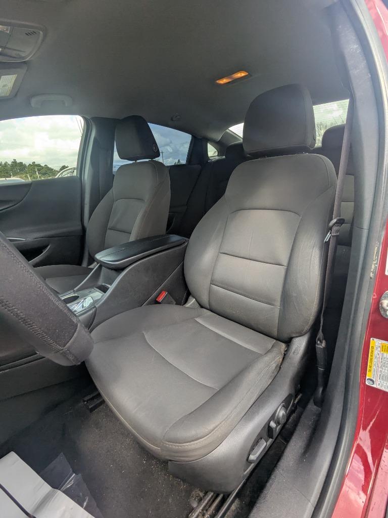 2018 Chevrolet Malibu LT photo
