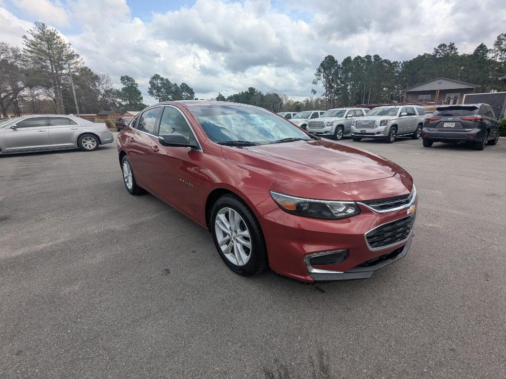 2018 Chevrolet Malibu LT photo