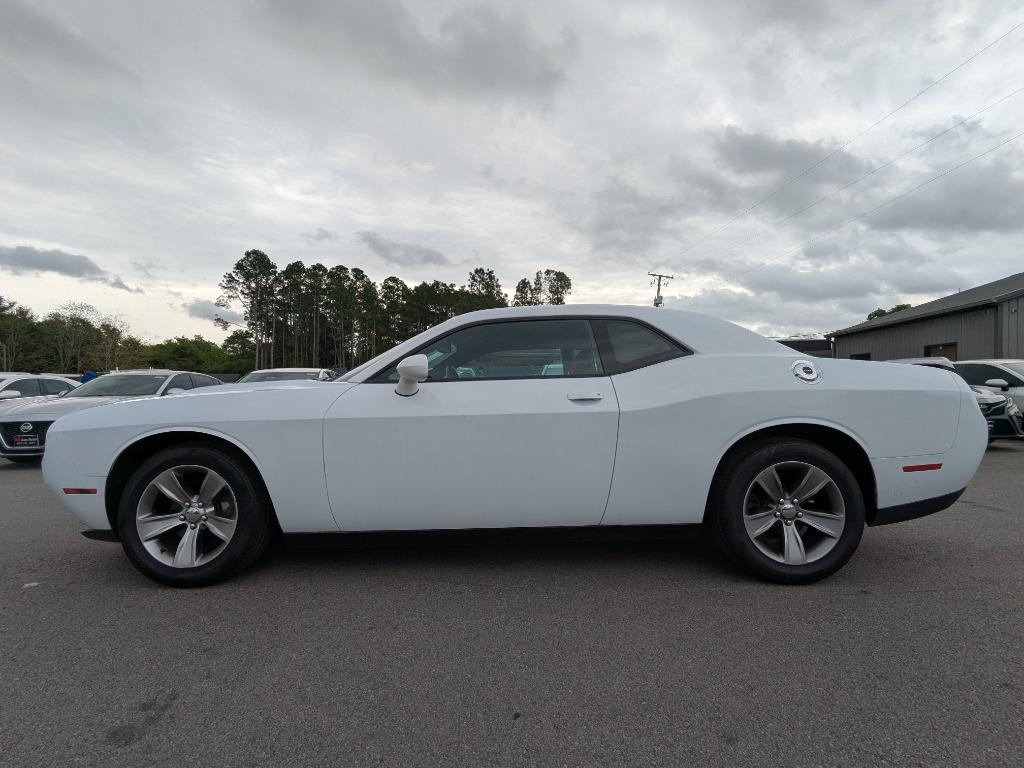 2018 Dodge Challenger SXT photo
