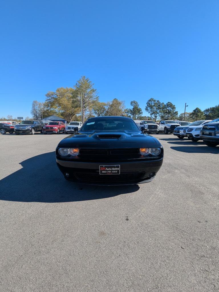 2016 Dodge Challenger R/T photo