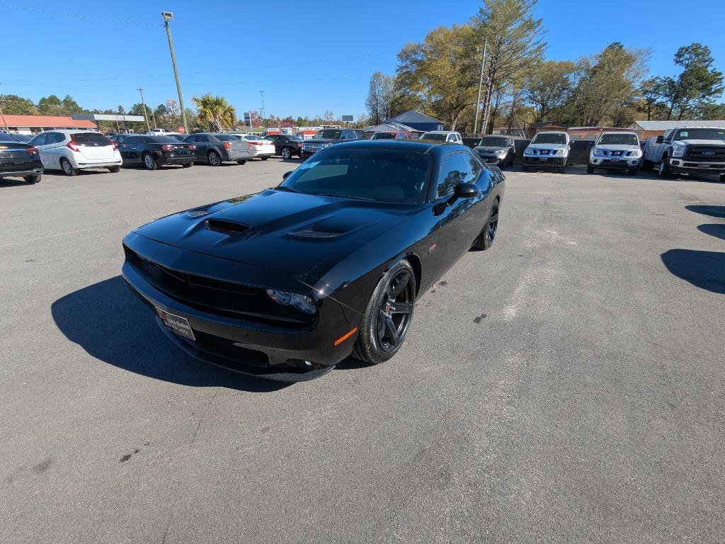 2016 Dodge Challenger R/T photo