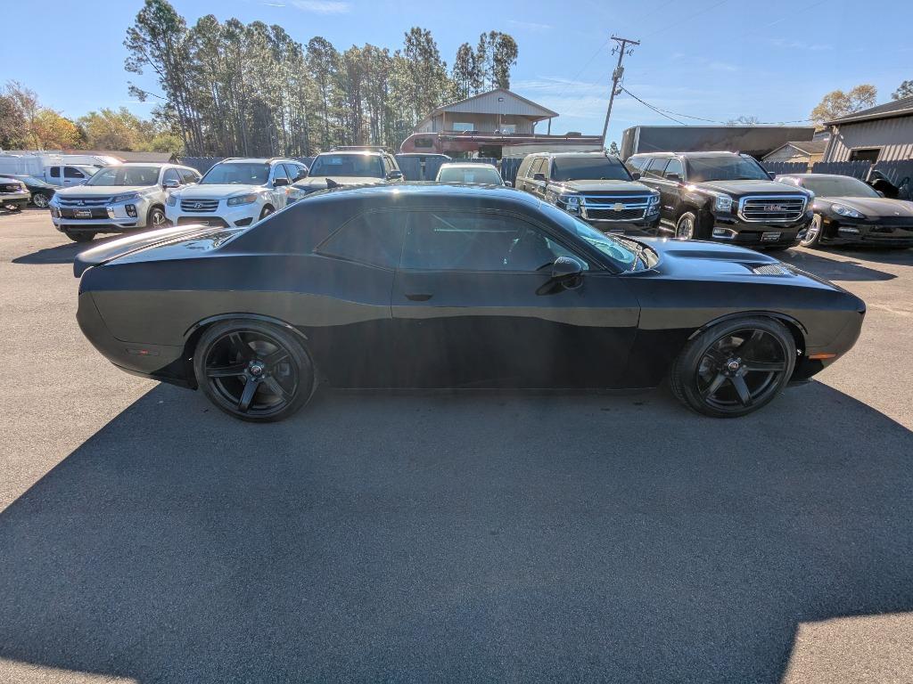 2016 Dodge Challenger R/T photo