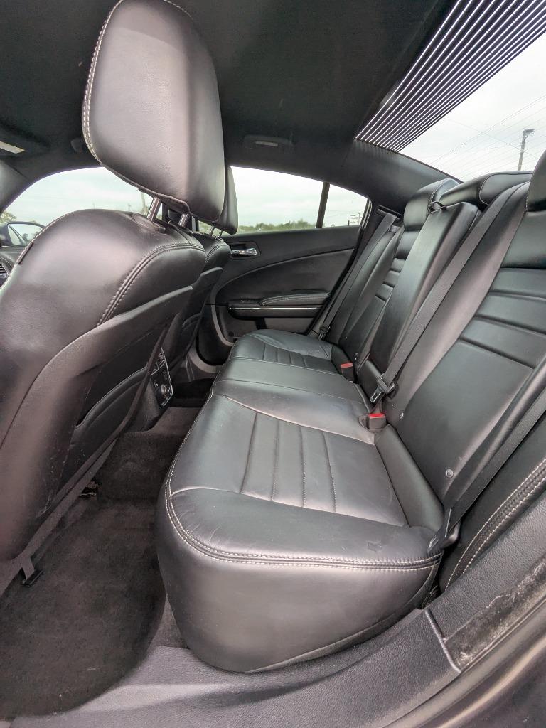 2013 Dodge Charger SXT photo