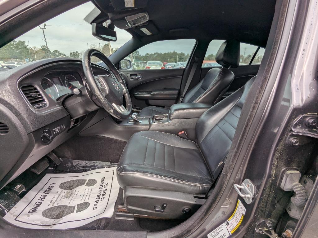 2013 Dodge Charger SXT photo