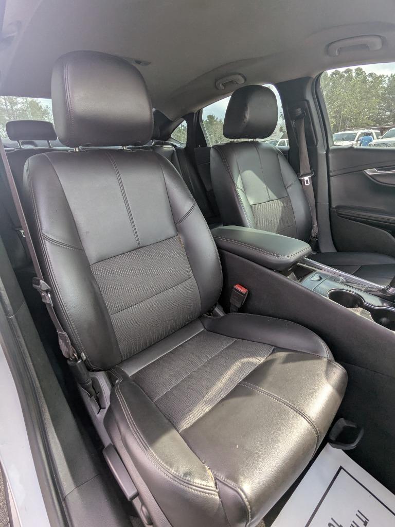 2017 Chevrolet Impala LT photo