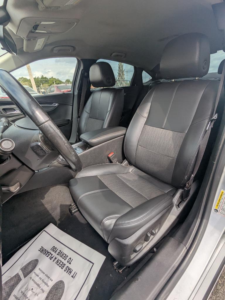 2017 Chevrolet Impala LT photo