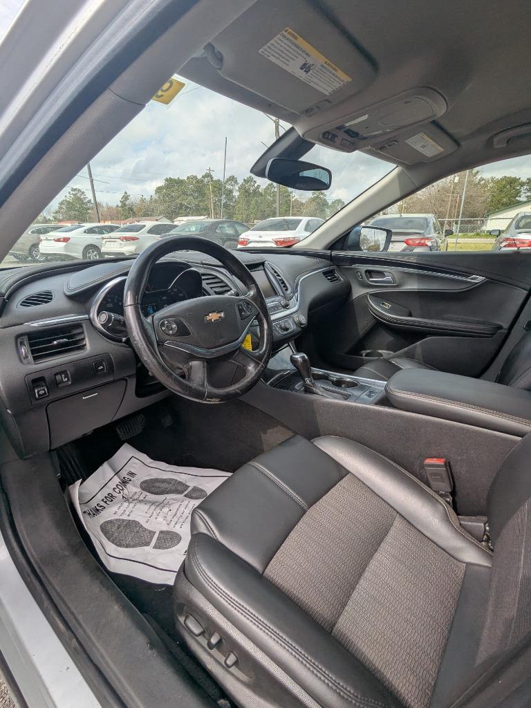 2017 Chevrolet Impala LT photo