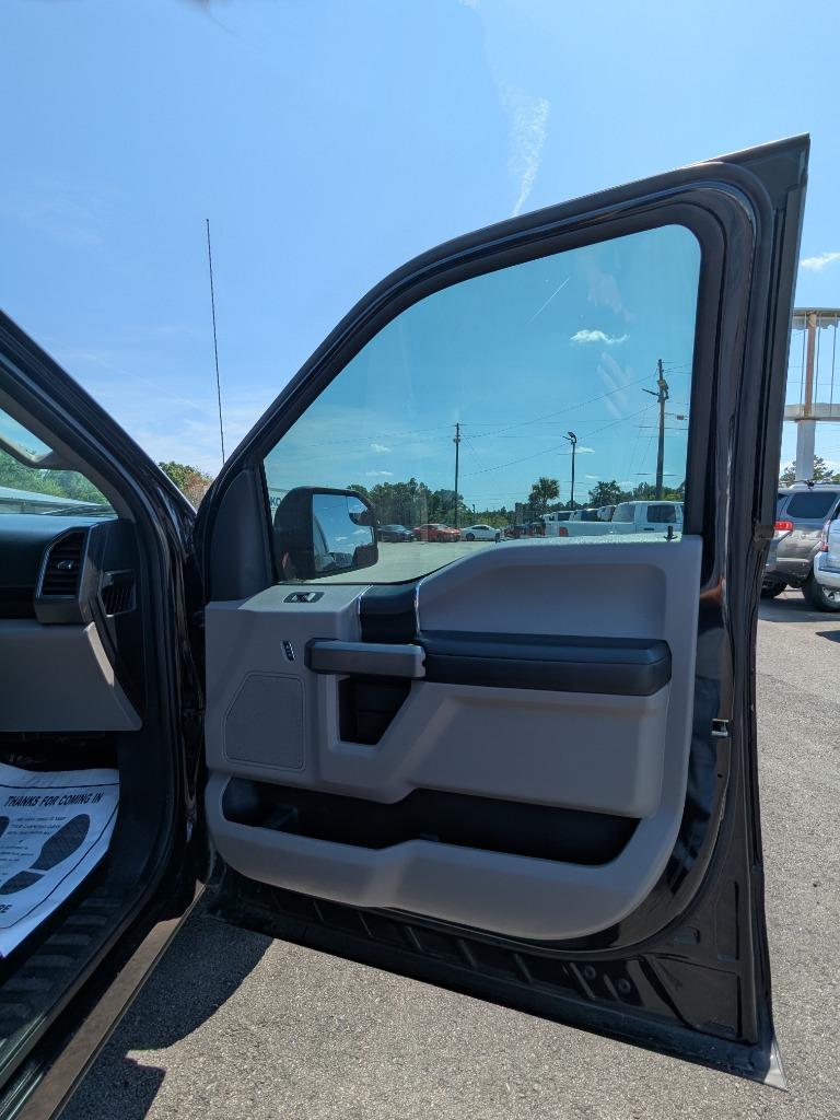 2018 Ford F150 XLT photo