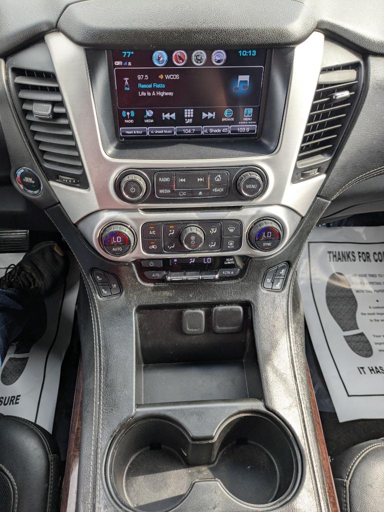 2017 GMC Yukon XL 1500 SLT photo
