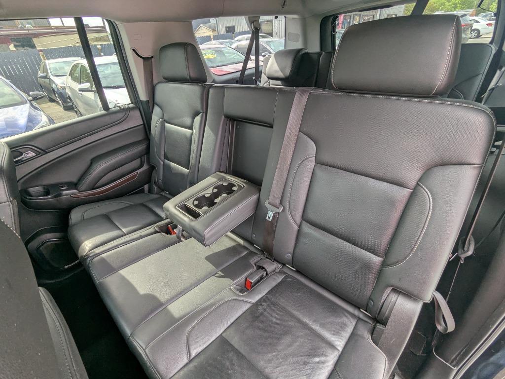 2017 GMC Yukon XL 1500 SLT photo