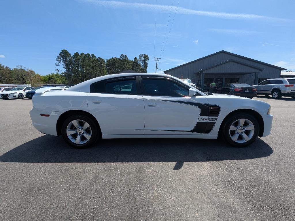 2012 Dodge Charger SE photo