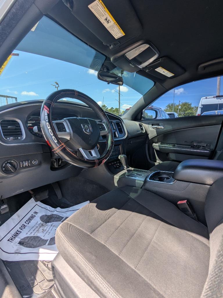 2012 Dodge Charger SE photo