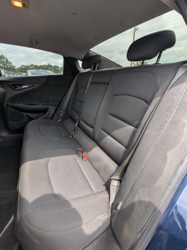 2019 Chevrolet Malibu LT photo