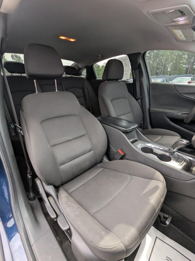 2019 Chevrolet Malibu LT photo
