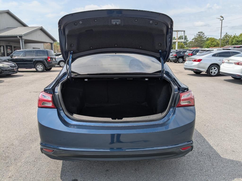 2019 Chevrolet Malibu LT photo
