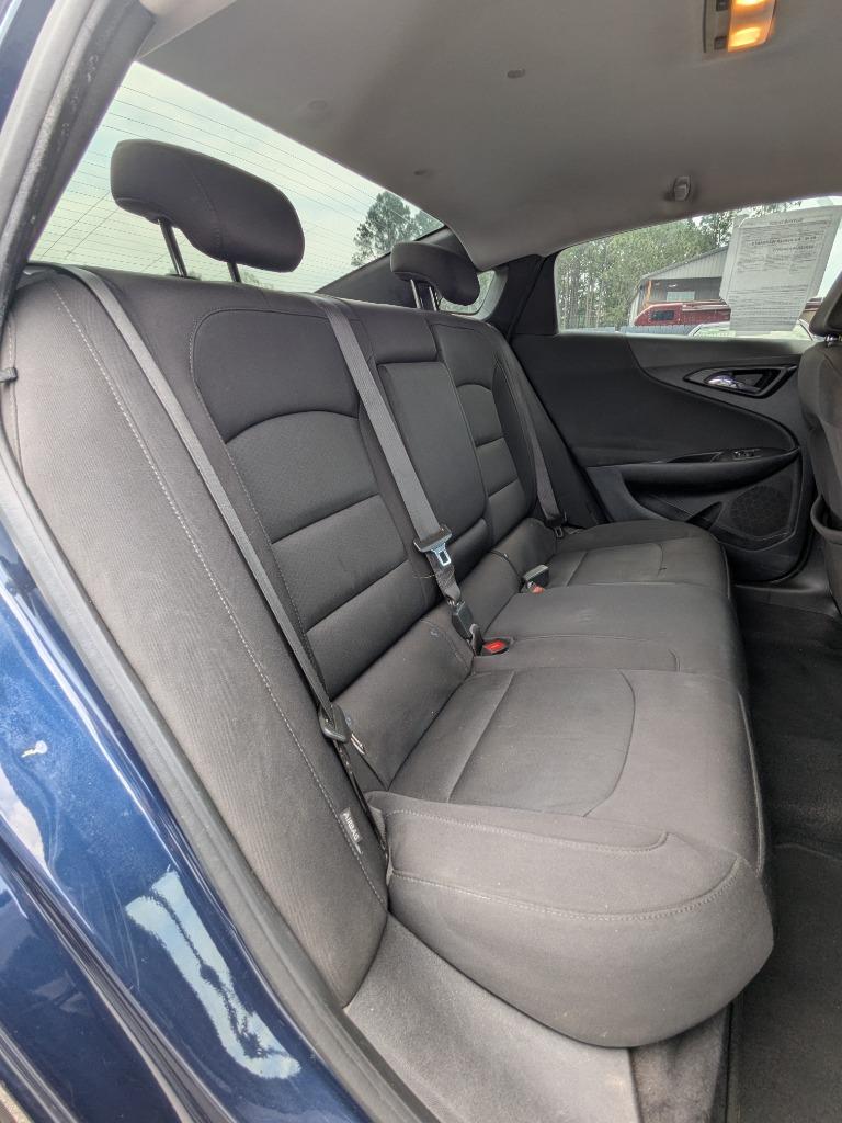 2019 Chevrolet Malibu LT photo