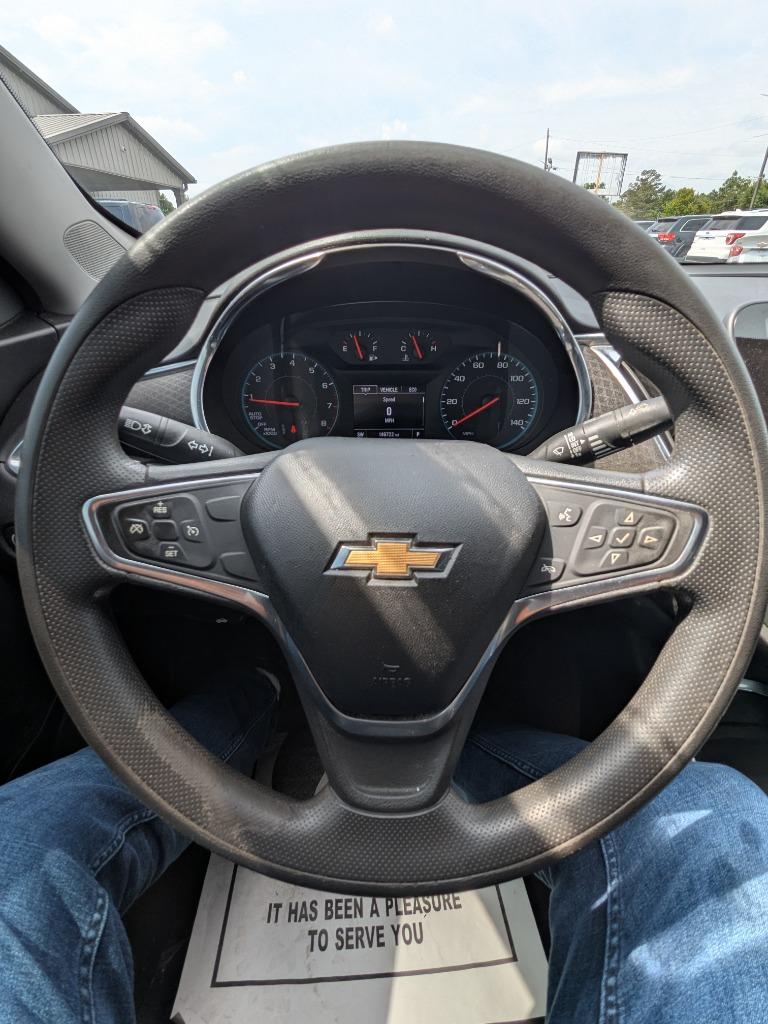 2019 Chevrolet Malibu LT photo