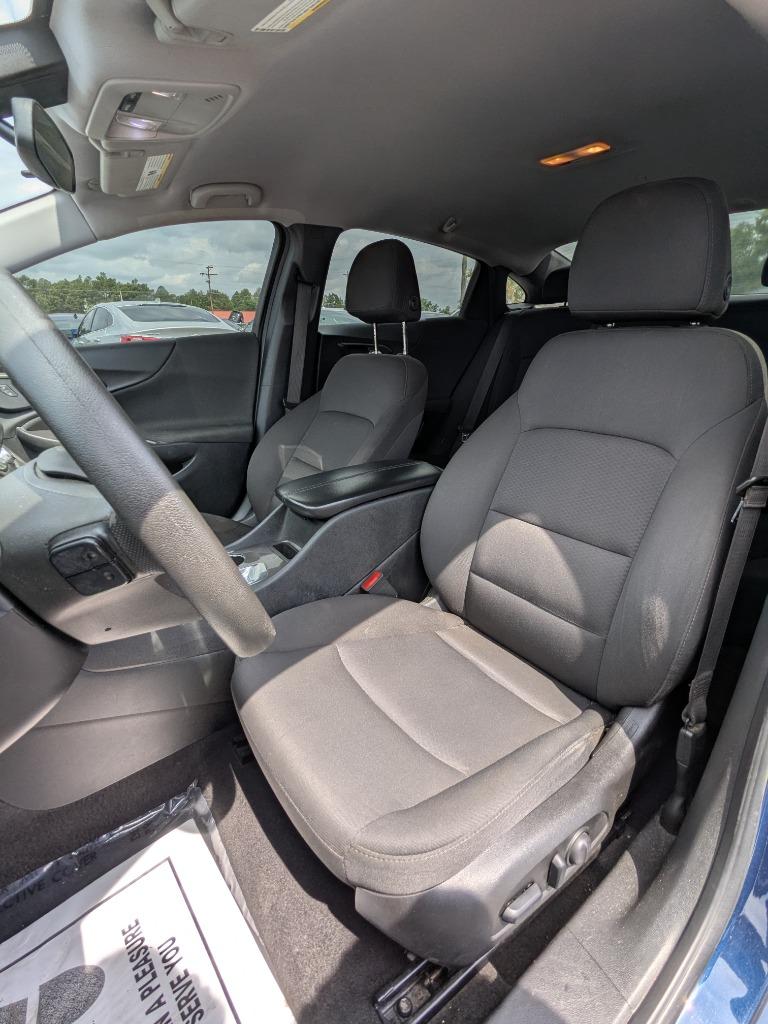 2019 Chevrolet Malibu LT photo