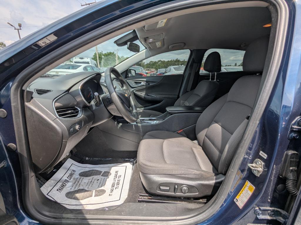 2019 Chevrolet Malibu LT photo