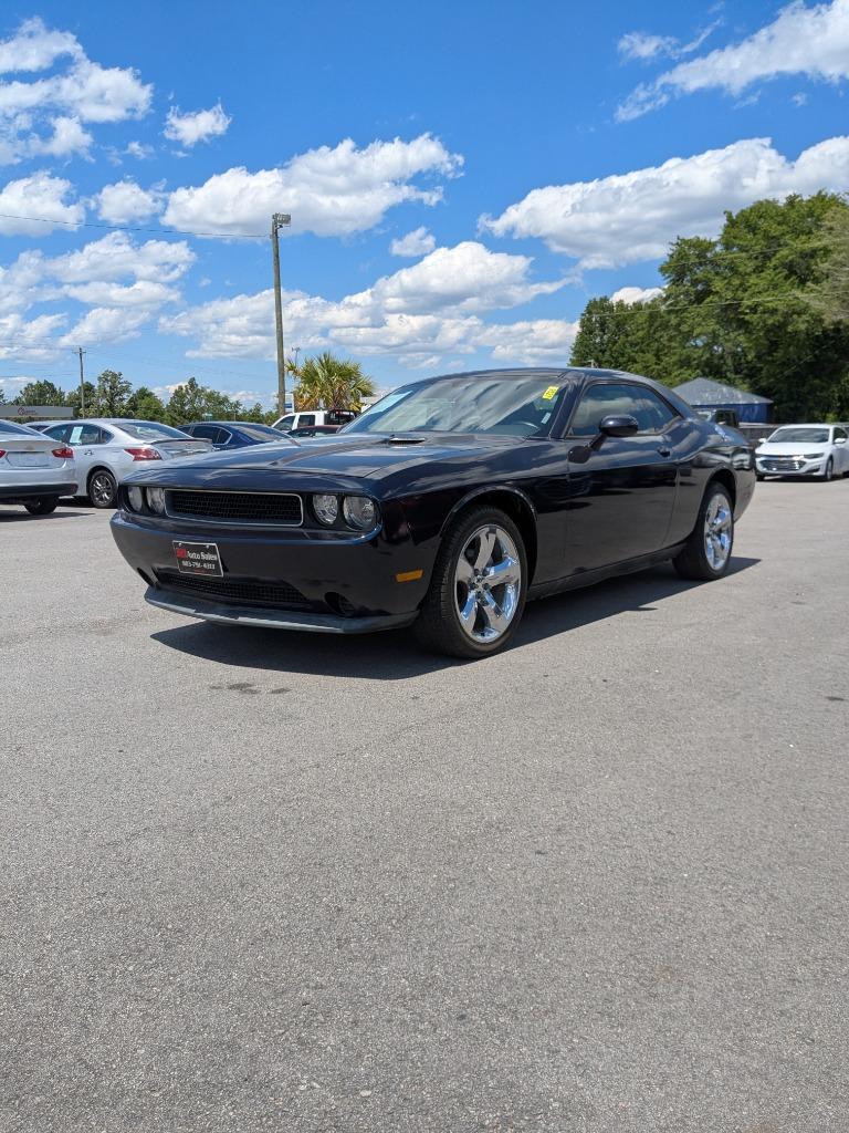 2011 Dodge Challenger SE photo