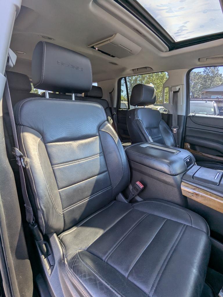 2015 GMC Yukon Denali photo