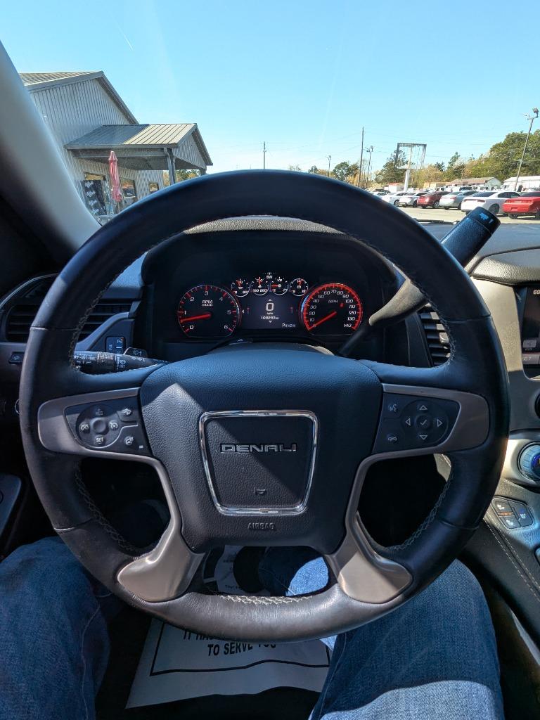 2015 GMC Yukon Denali photo