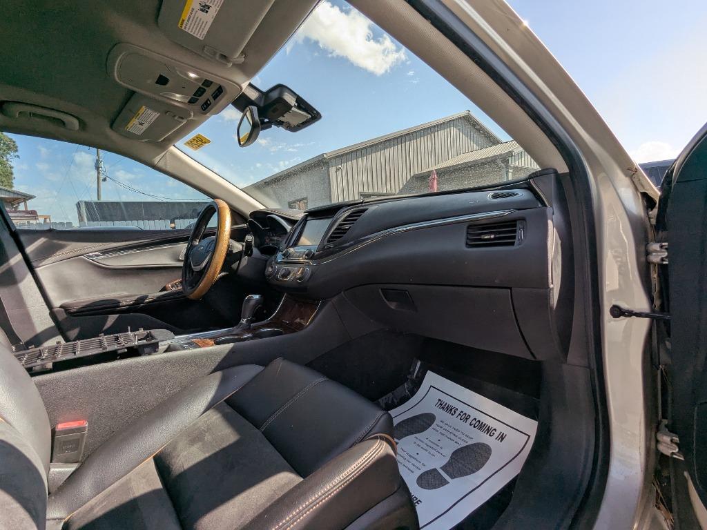 2014 Chevrolet Impala LT photo