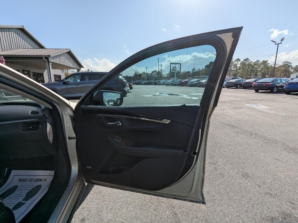 2014 Chevrolet Impala LT photo