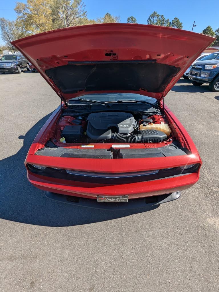 2012 Dodge Challenger SXT photo