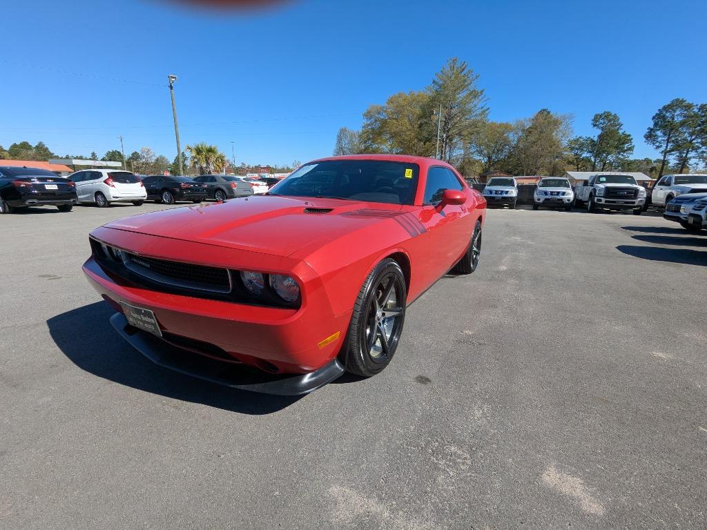 2012 Dodge Challenger SXT photo