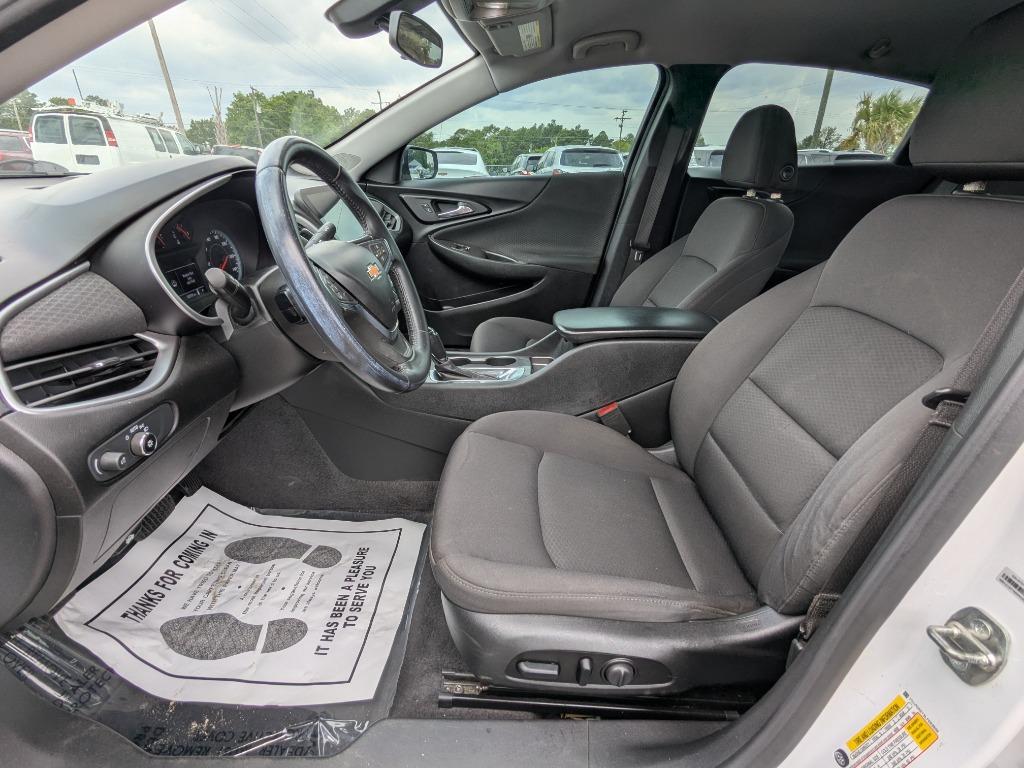2020 Chevrolet Malibu RS photo