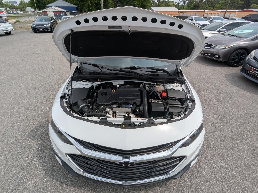 2020 Chevrolet Malibu RS photo