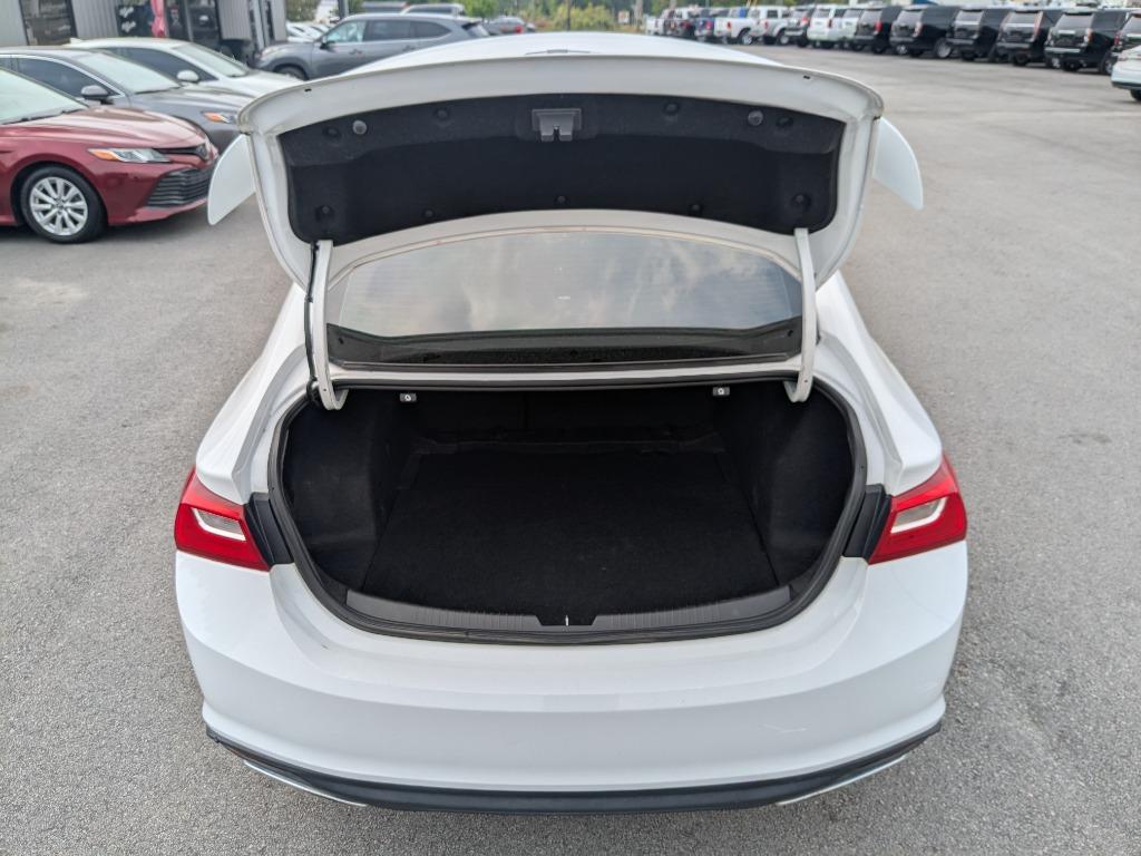 2020 Chevrolet Malibu RS photo