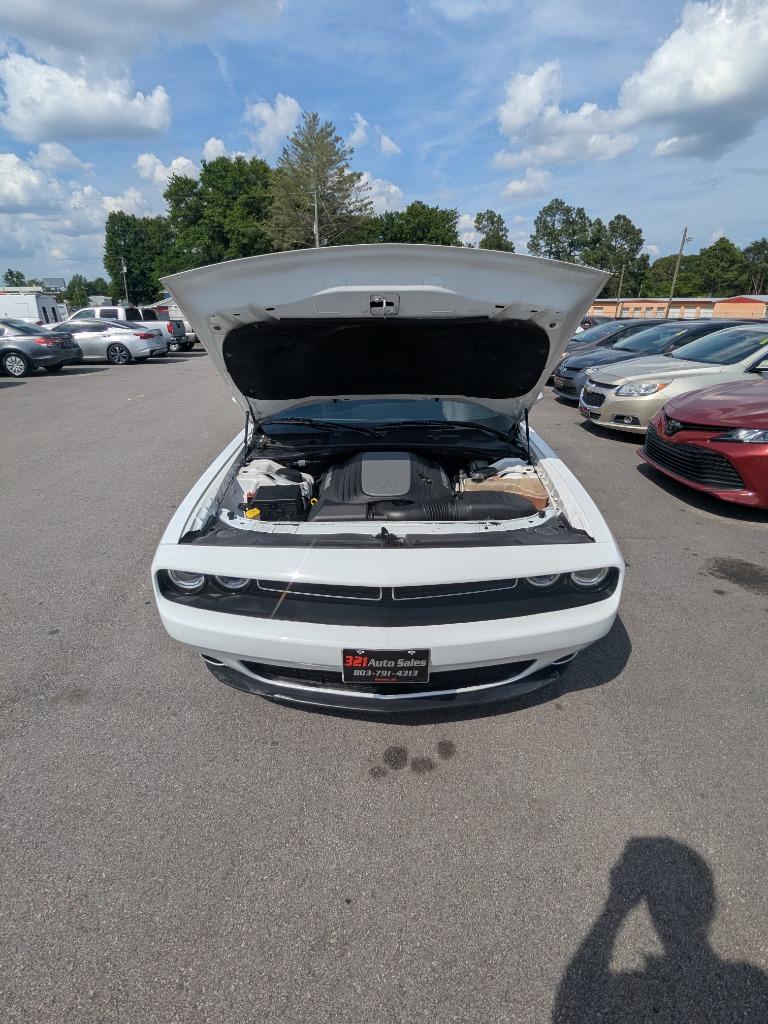 2015 Dodge Challenger R/T photo