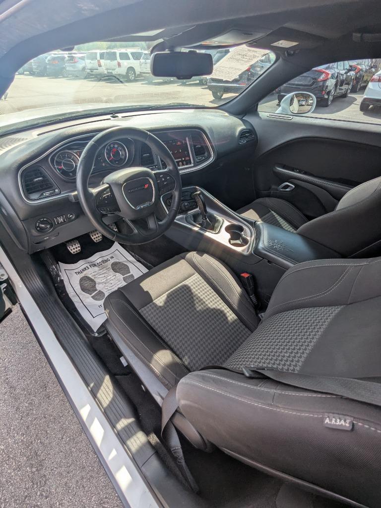 2015 Dodge Challenger R/T photo