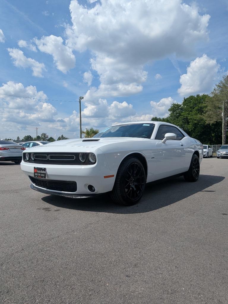 2015 Dodge Challenger R/T photo