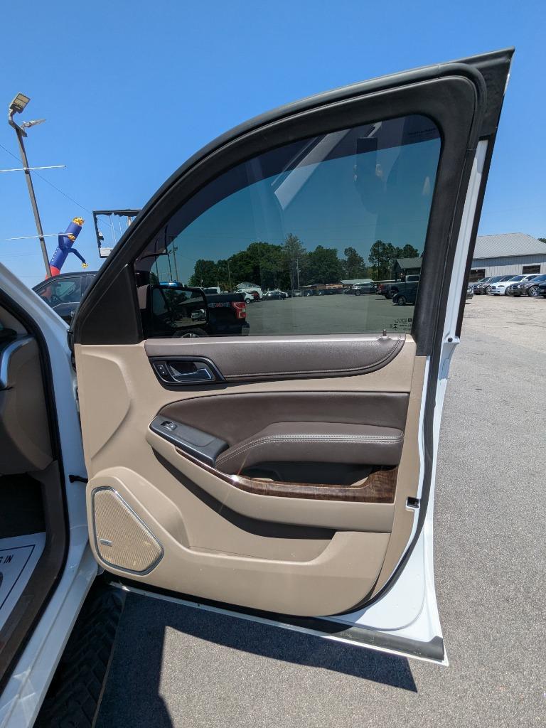 2019 Chevrolet Tahoe LT photo