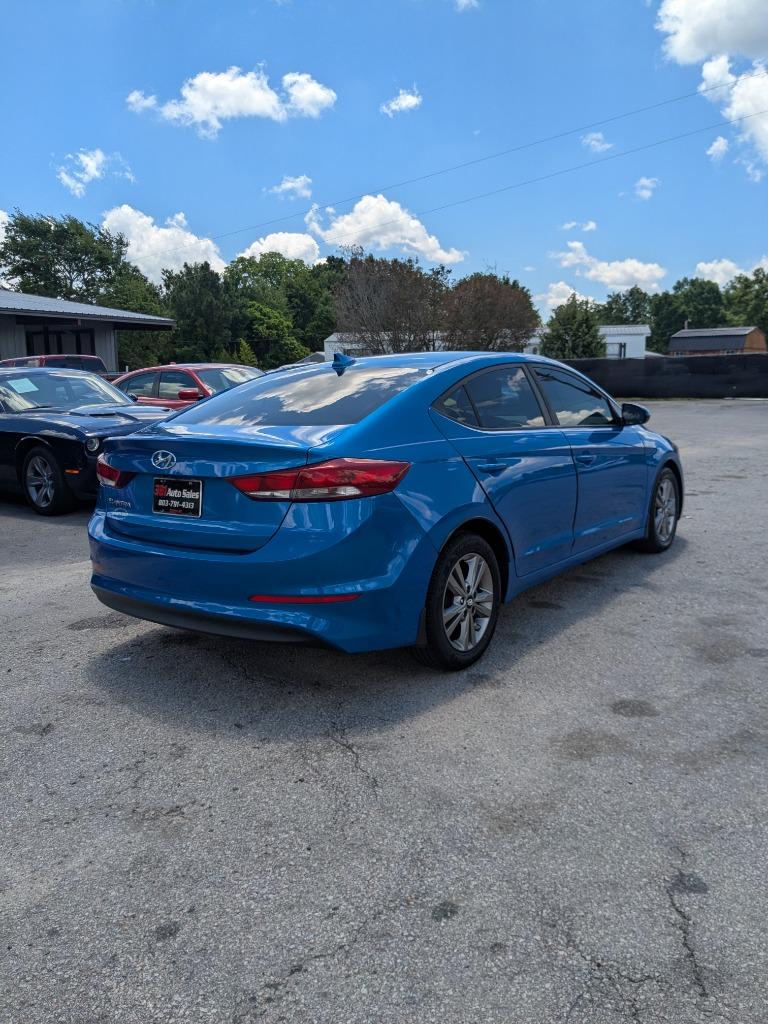 2017 Hyundai Elantra SE photo