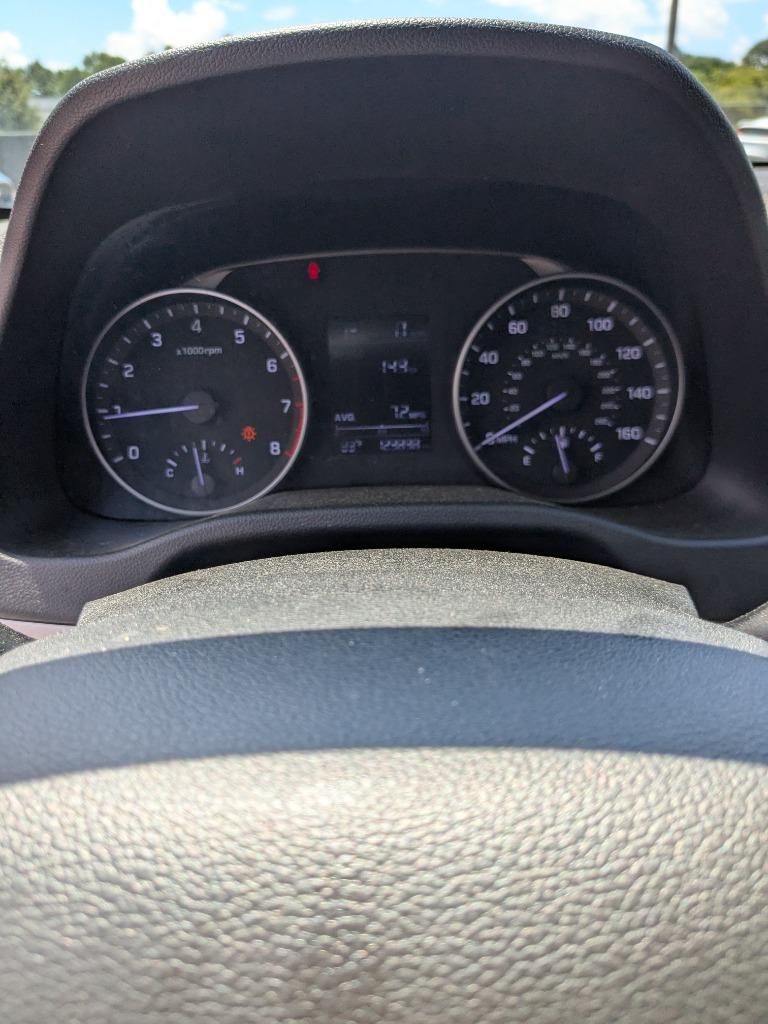2017 Hyundai Elantra SE photo
