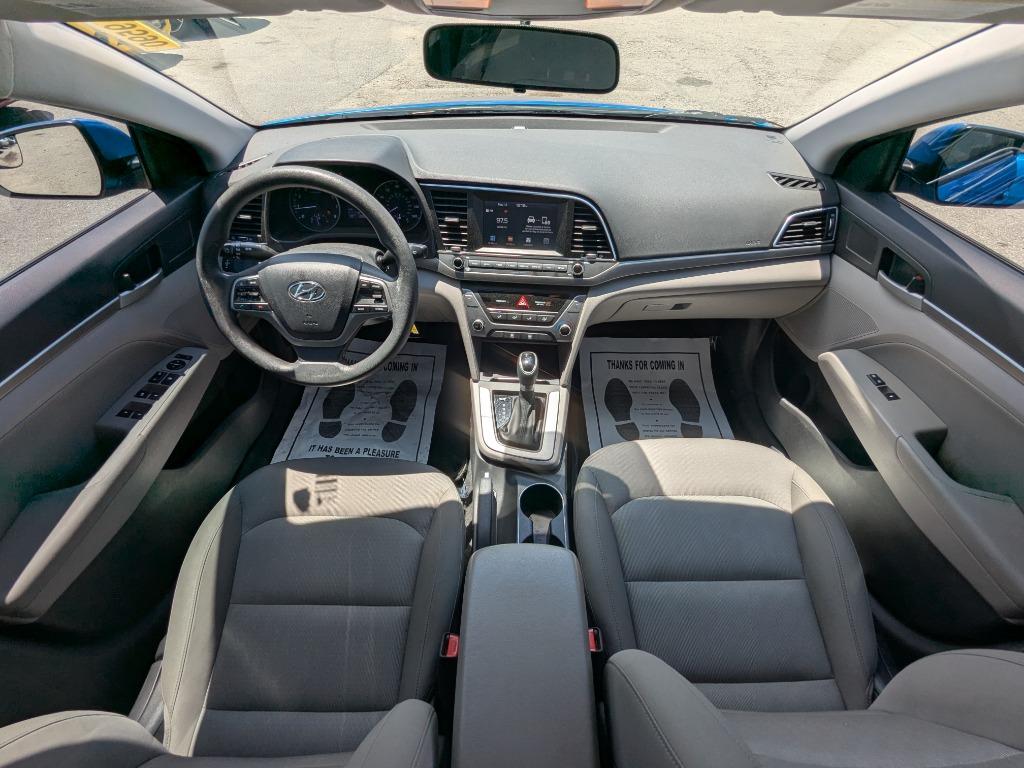 2017 Hyundai Elantra SE photo