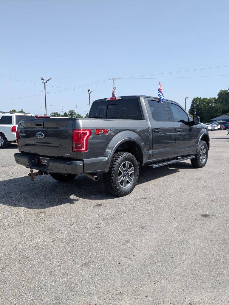 2016 Ford F150 Lariat photo