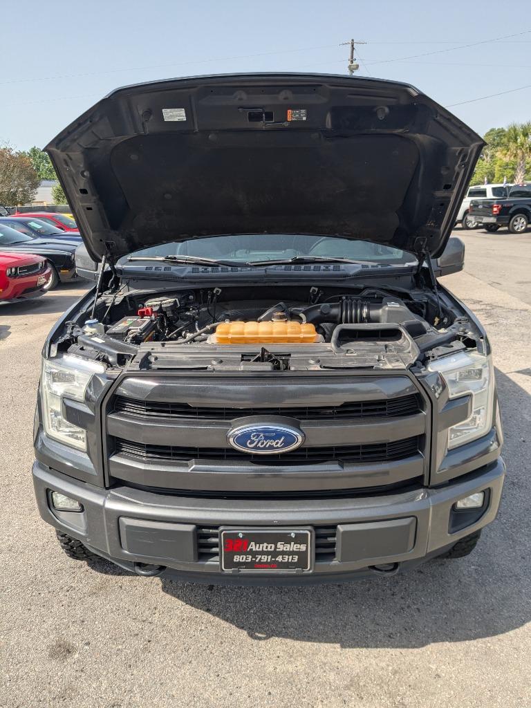 2016 Ford F150 Lariat photo