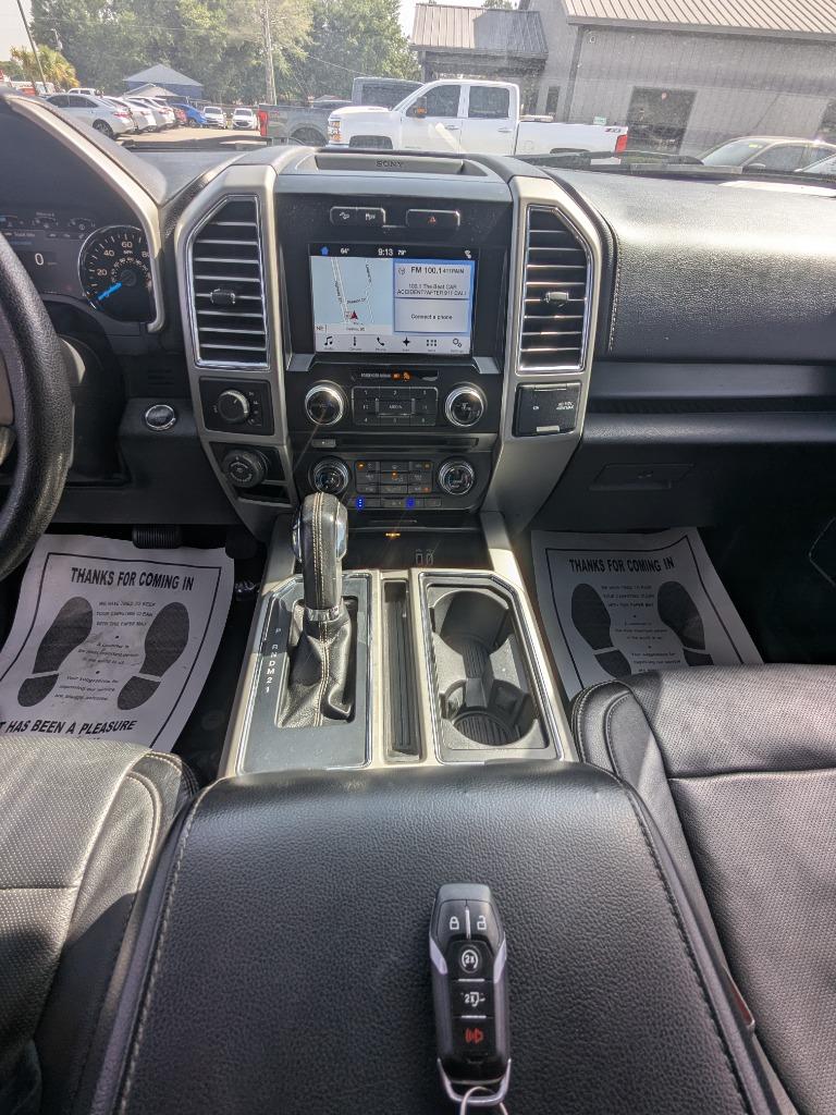 2016 Ford F150 Lariat photo