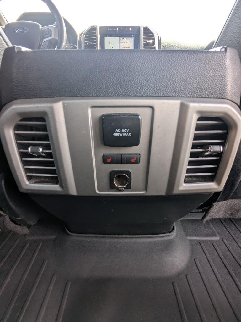 2016 Ford F150 Lariat photo
