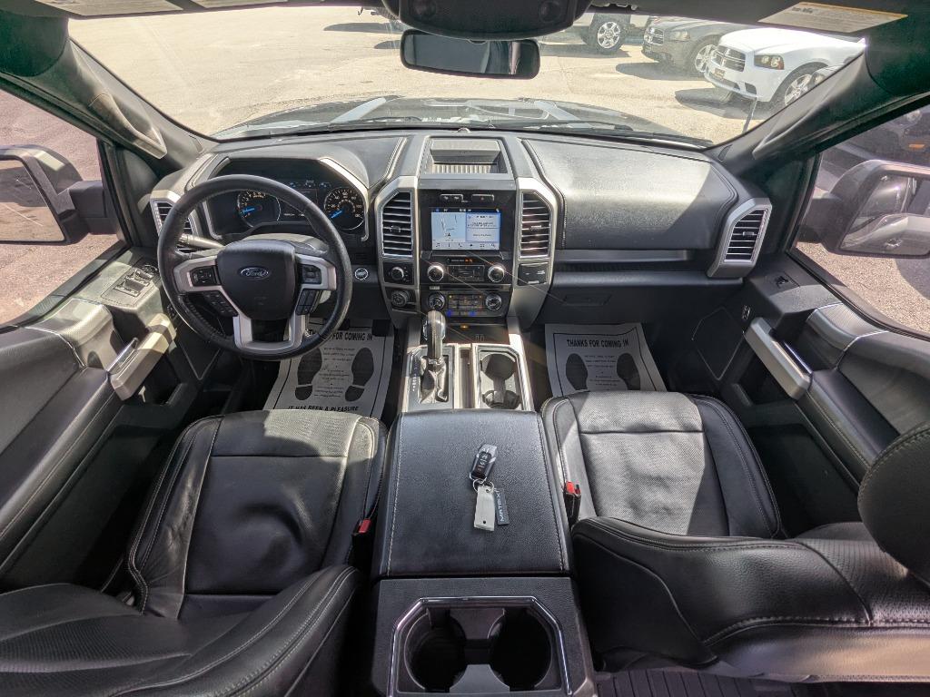 2016 Ford F150 Lariat photo